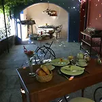 Di Sotto, House & Breakfast Couette-café 4*