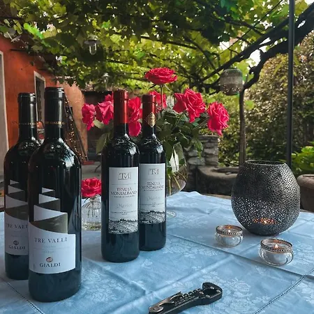 Di Sotto, House & Breakfast Couette-café 4*