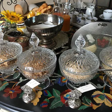 Couette-café Di Sotto, House & Breakfast Muralto