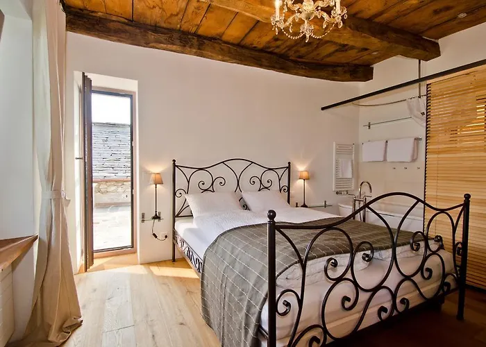 B&B Di Sotto, House & Breakfast 4*