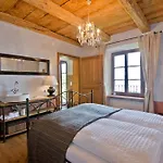 فندق مبيت وإفطار Di Sotto, House & Breakfast Muralto