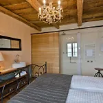 فندق مبيت وإفطار Di Sotto, House & Breakfast