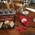 Di Sotto, House & Breakfast فندق مبيت وإفطار 4*