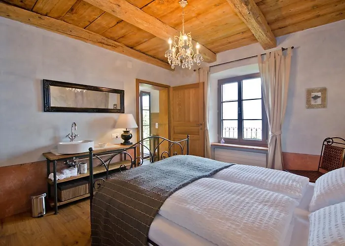 Bed & Breakfast Di Sotto, House & Breakfast Muralto