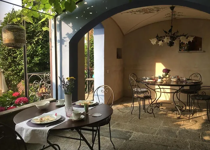 Di Sotto, House & Breakfast 4* Muralto